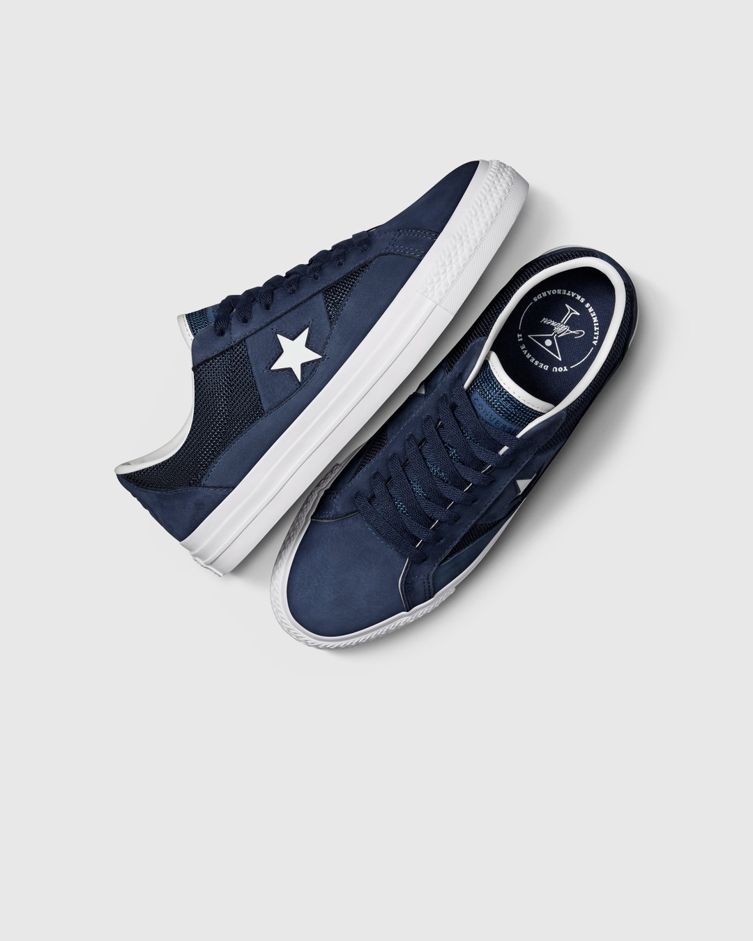 Navy blue clearance one star converse